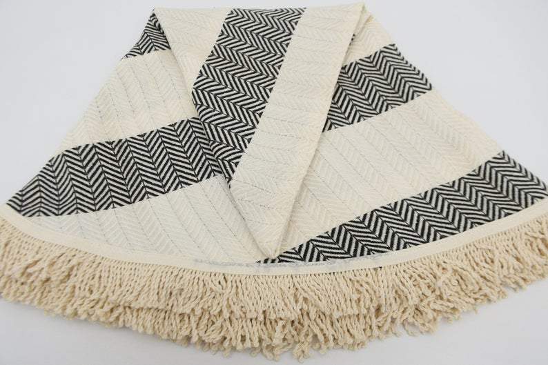 Black and Cream 100% Cotton Round Beach Towel
