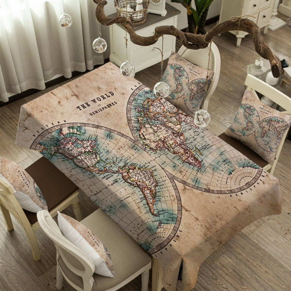 The World Tablecloth