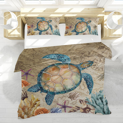 Turtle Island Reversible Bed Cover Set