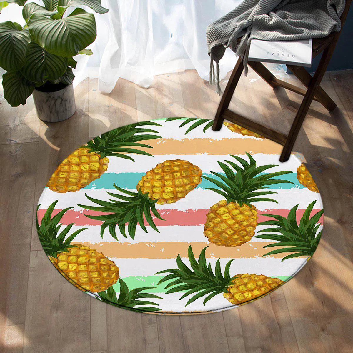 Pineapple Party Round Area Rug