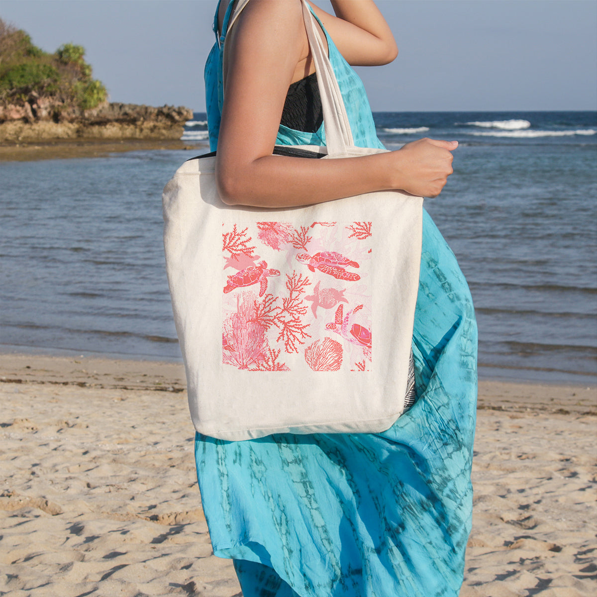 Red Coral Wonders Beach Tote