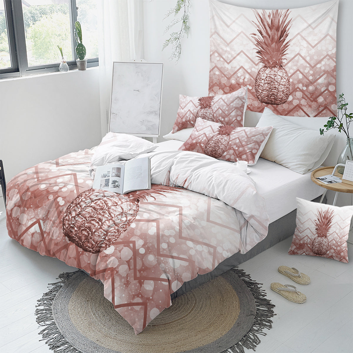 The Golden Pineapple Duvet Cover Set