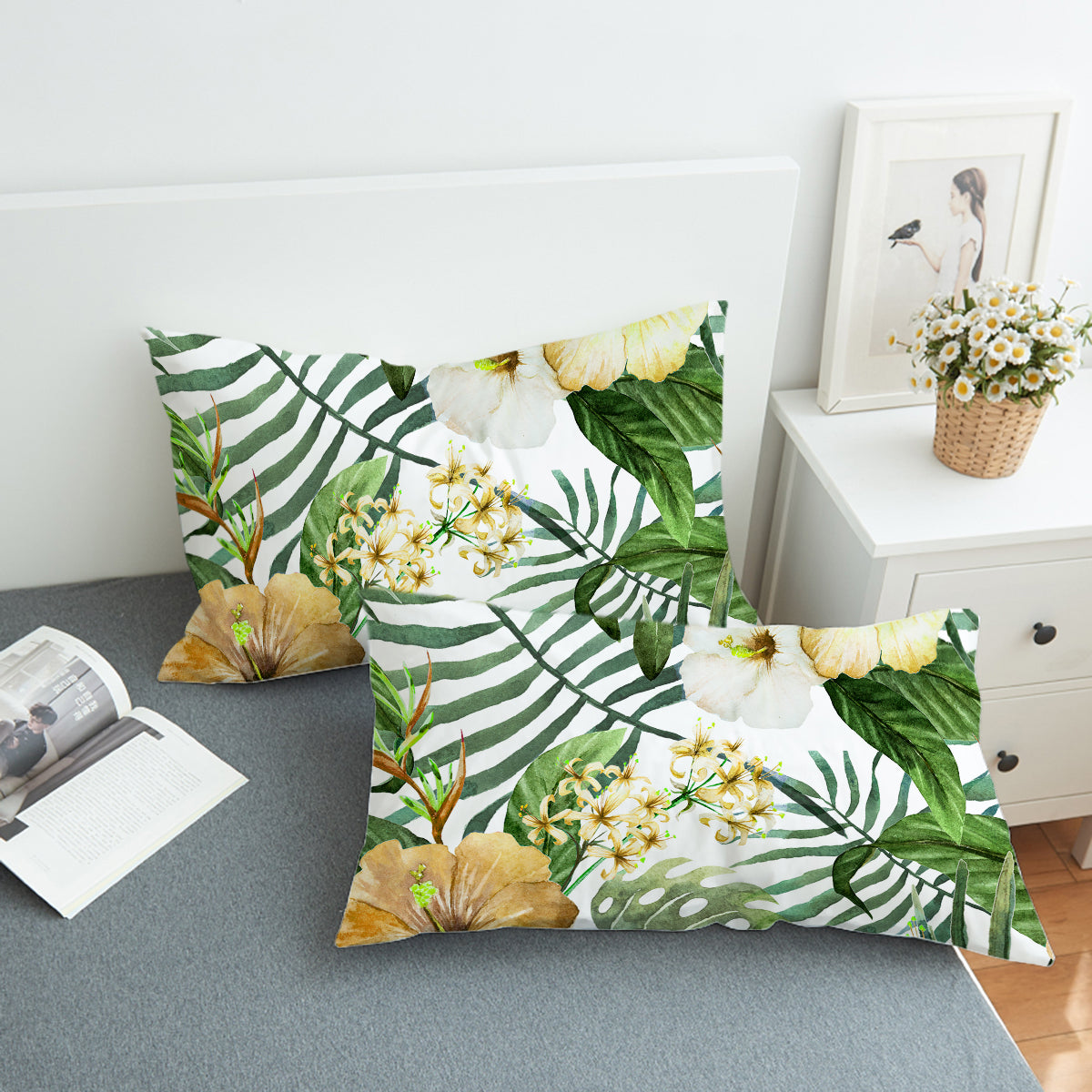 Hibiscus Tropics Comforter with Shams and Pillow Cover