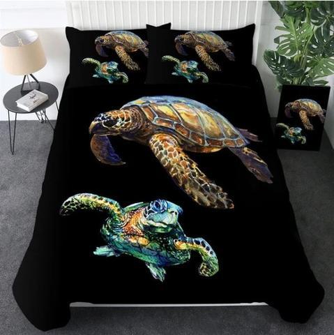 Sea Turtles in Black Bedding Set