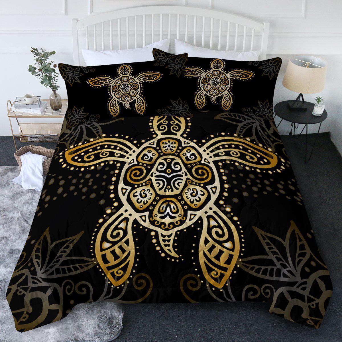 The Golden Sea Turtle Comforter Set